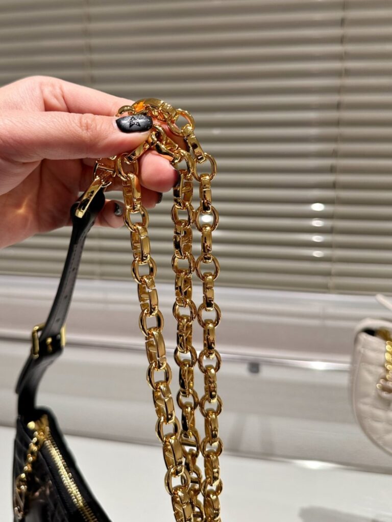 Dior Cd Lounge Bag White 24Cm M22626Fbe M030 - Image 3