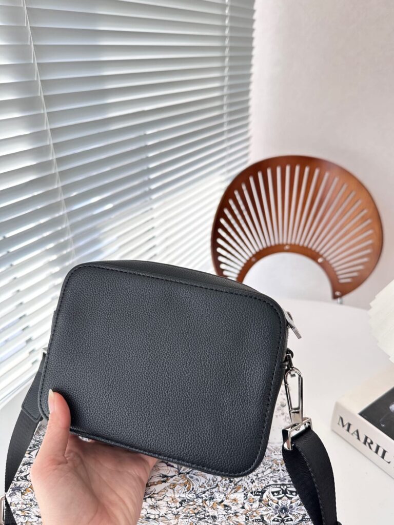 Dior Pouch Shoulder Strap Cd Icon Black 17Cm 2Esbc119Cdi H00N - Image 3