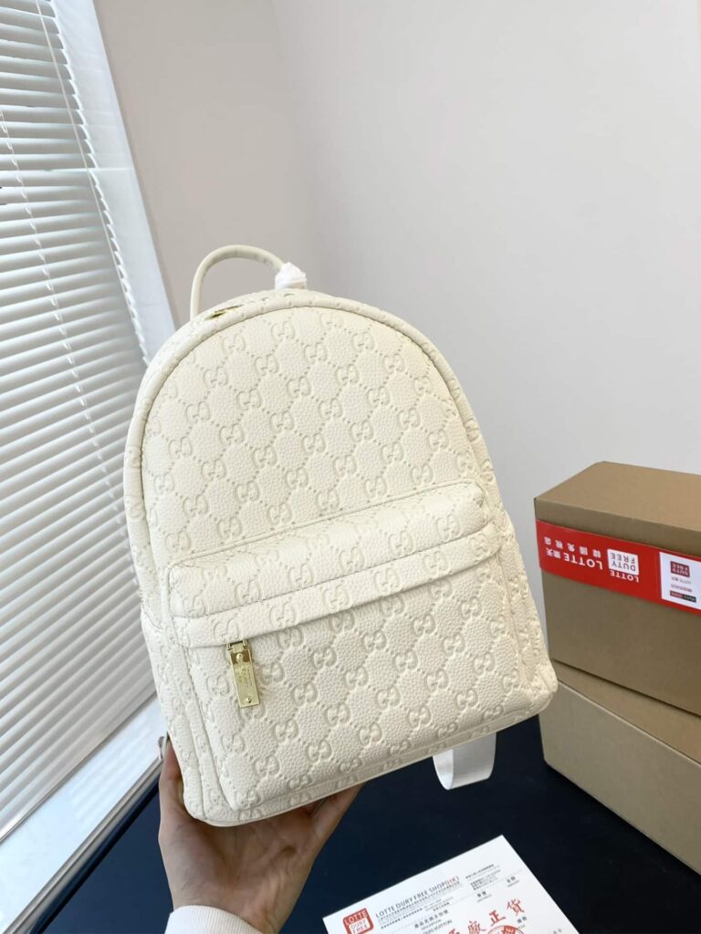 Gucci Gg Embossed Leather Backpack White 26Cm - Image 3