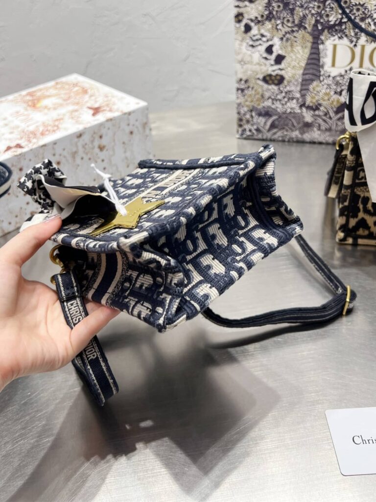 Dior Mini Book Tote Phone Oblique Blue 14Cm - Image 3