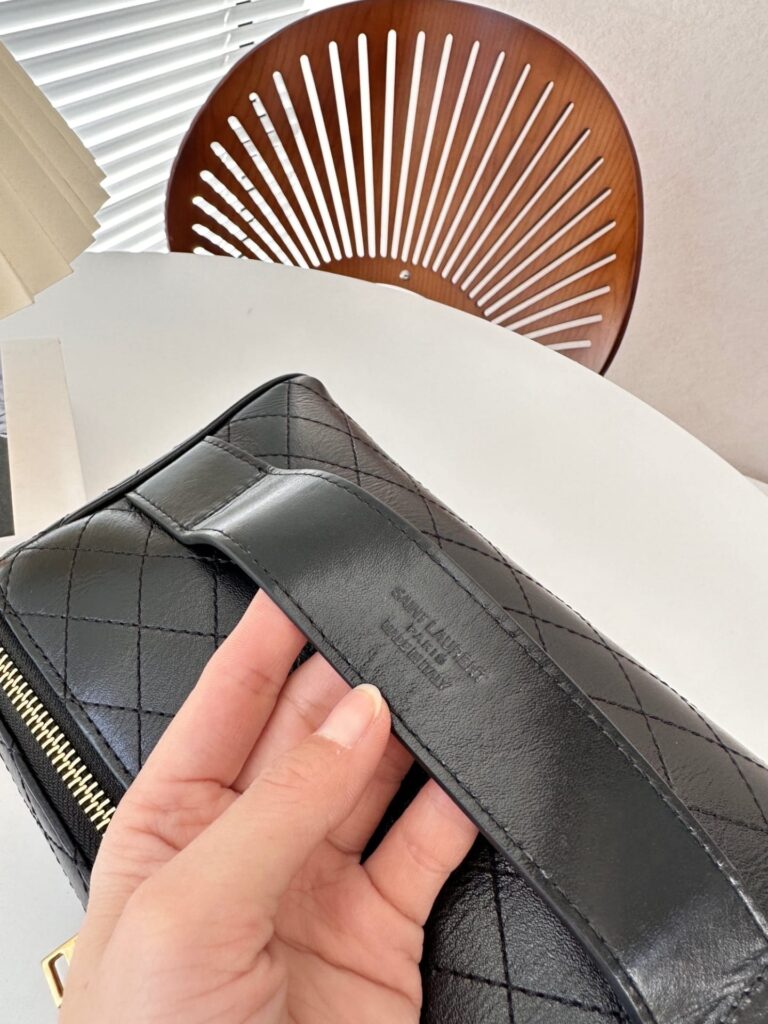 Saint Laurent Gaby Vanity Case In Quilted Lambskin Black 24Cm 7531711El071000 - Image 4