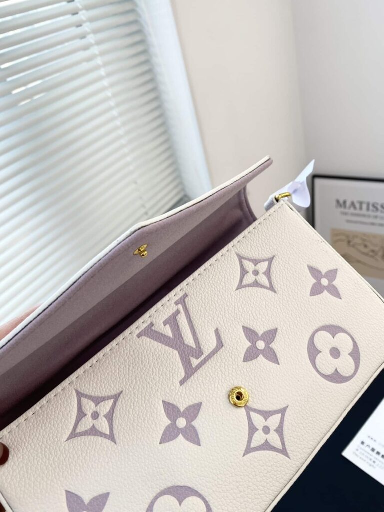 Louis Vuitton Pochette Felicie Bag In Latte And Bubble Tea 22Cm - Image 6