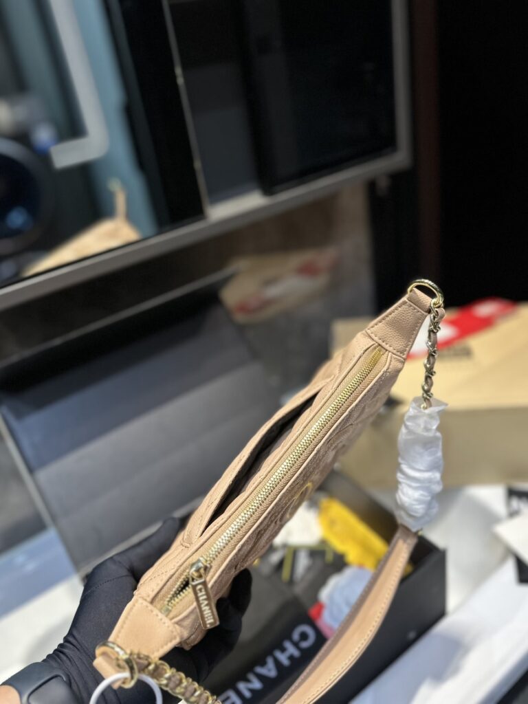 Chanel Timeless Cc Chain Shoulder Bag Dark Beige 25Cm - Image 6