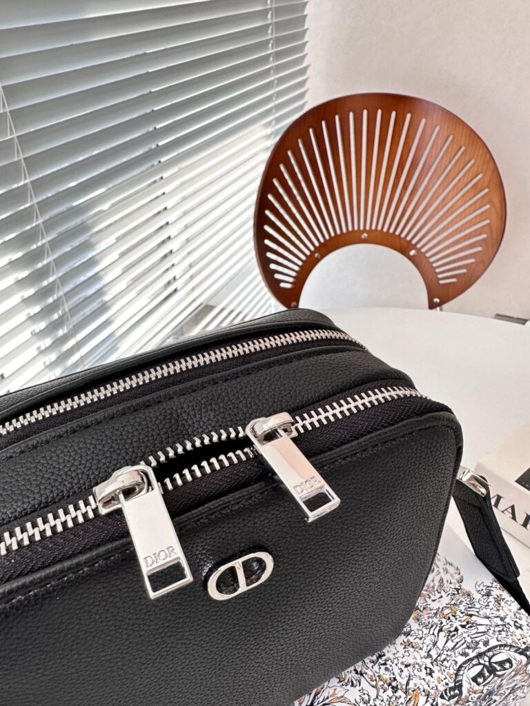 Dior Pouch Shoulder Strap Cd Icon Black 17Cm 2Esbc119Cdi H00N - Image 6