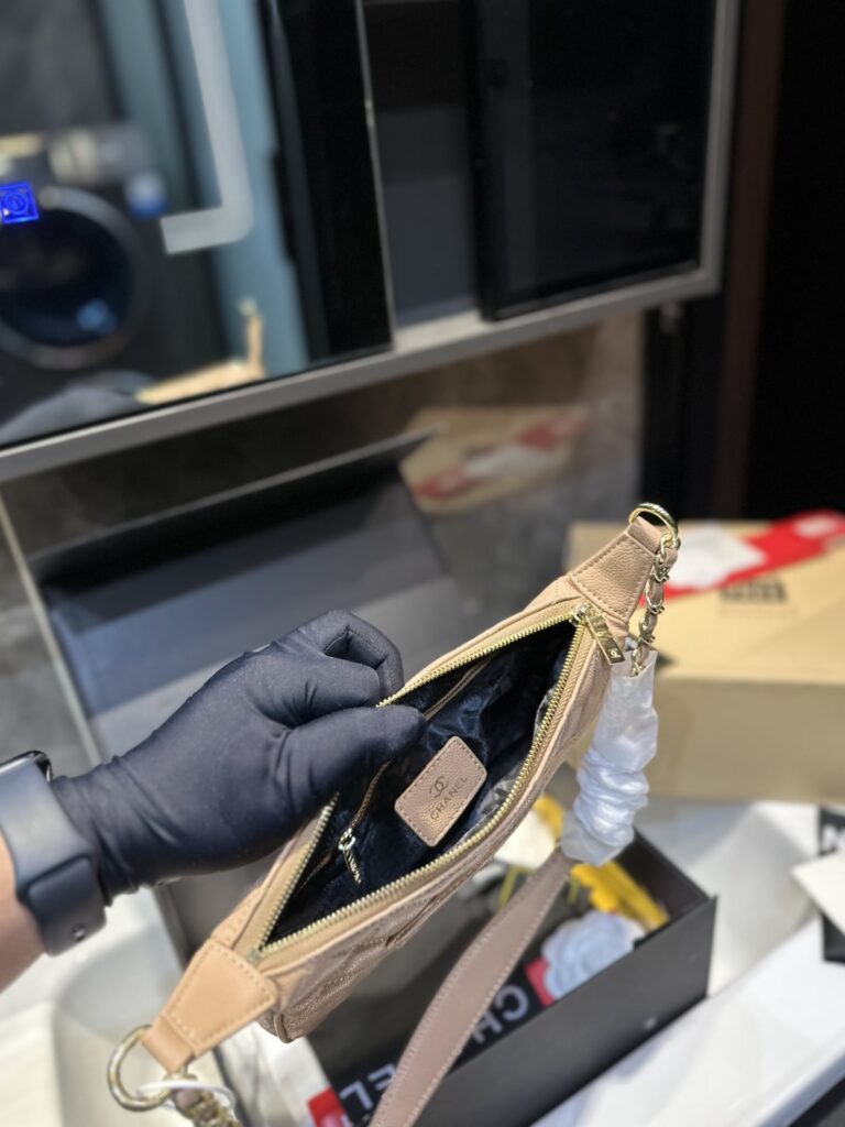 Chanel Timeless Cc Chain Shoulder Bag Dark Beige 25Cm - Image 7