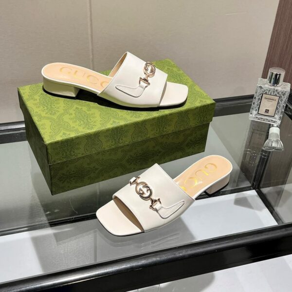 Gucci Zumi Leather Slide Sandal White - Image 5