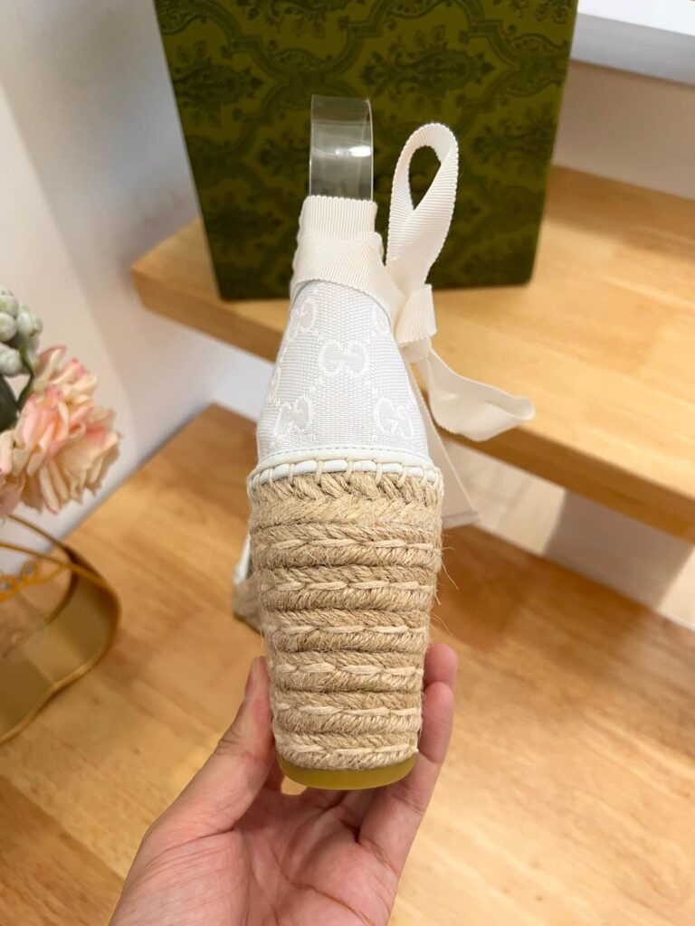 Gucci Women'S Gg Espadrille With Patch White - Image 4