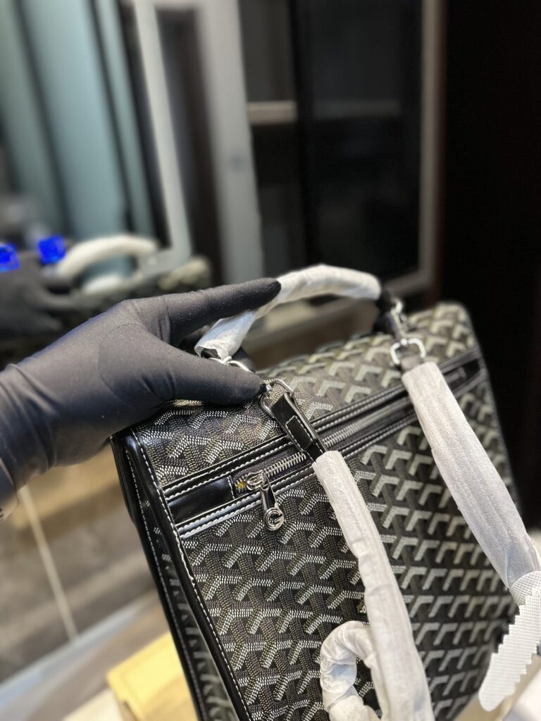 Goyard Saint Leger Backpack Black 36Cm Stlegemmlty01Cg01P - Image 5