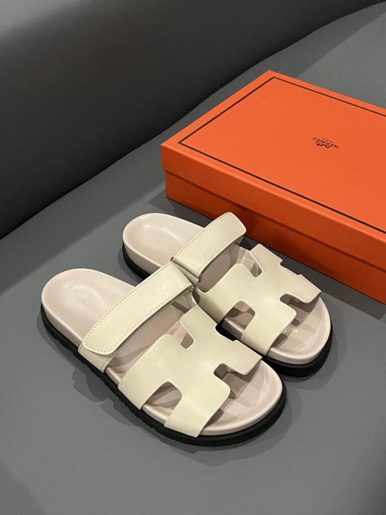 Hermes Chypre Sandal Calfskin Beige - Image 2