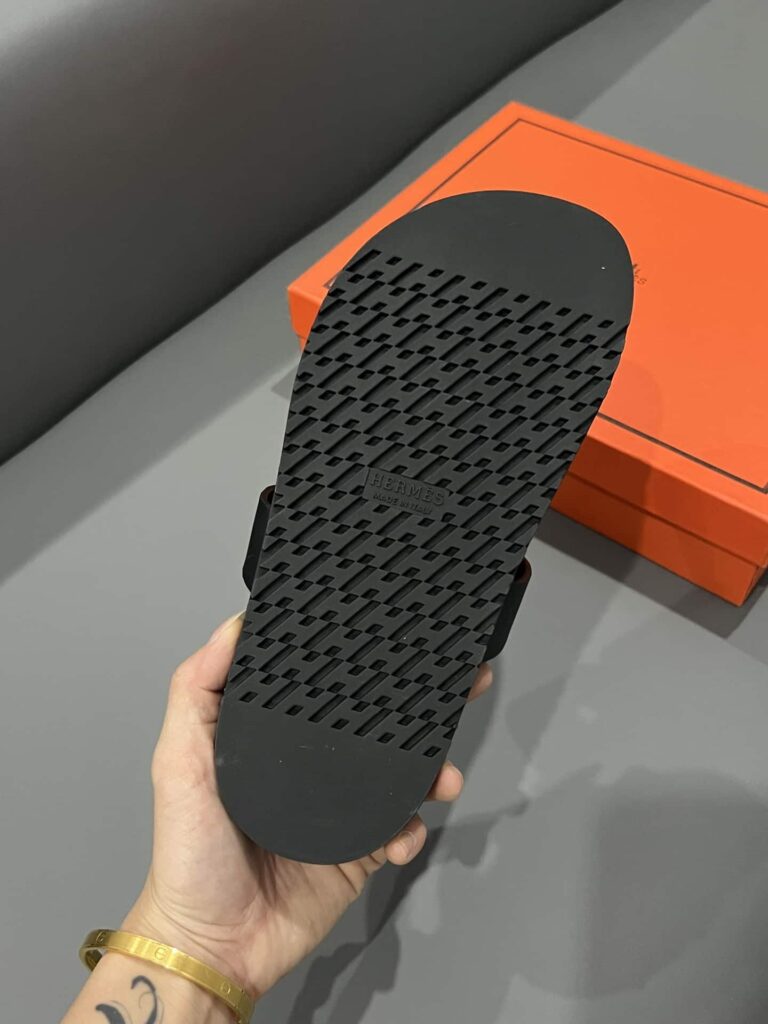 Hermes Chypre Sandal H Logo Silver Hardware Pink - Image 10