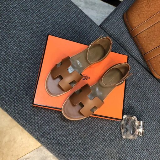 Hermes Santorini Sandal Brown - Image 3