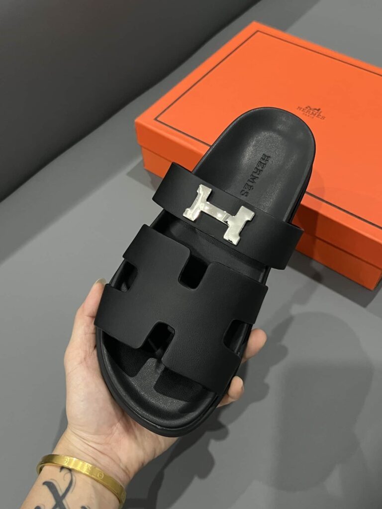 Hermes Chypre Sandal H Logo Silver Hardware Black - Image 9