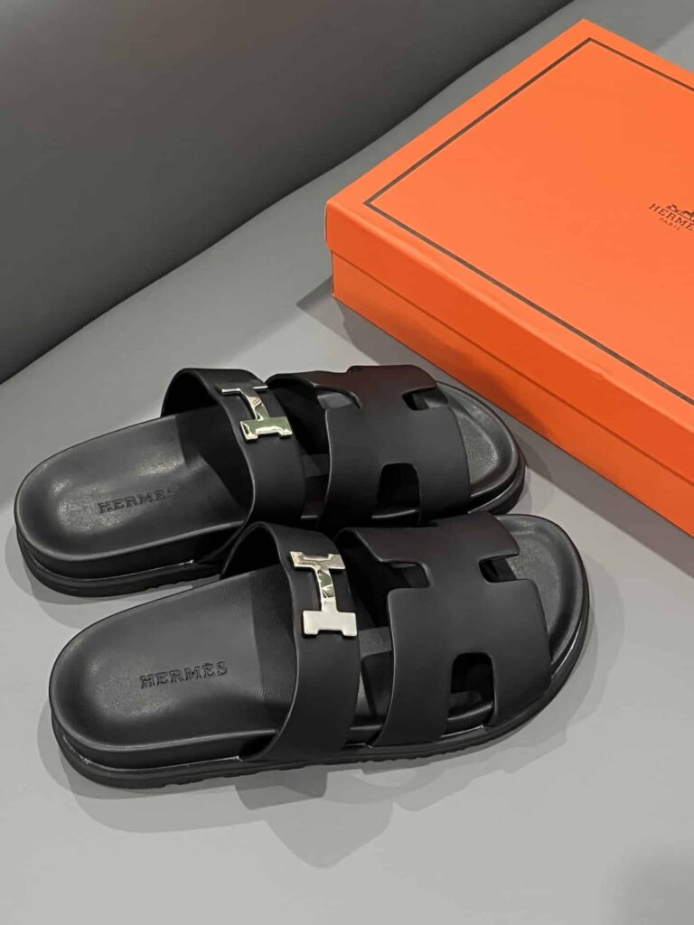 Hermes Chypre Sandal H Logo Silver Hardware Black - Image 3