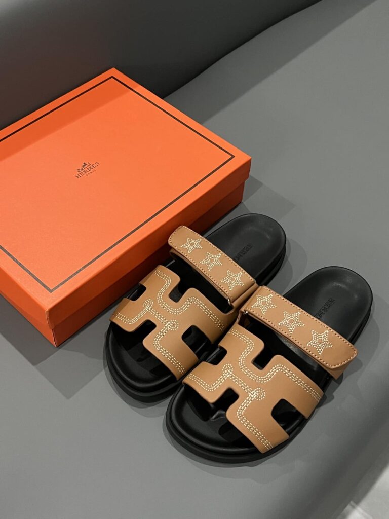 Hermes Chypre Sandal Star Stitched Naturel H232142Z A3350 - Image 9