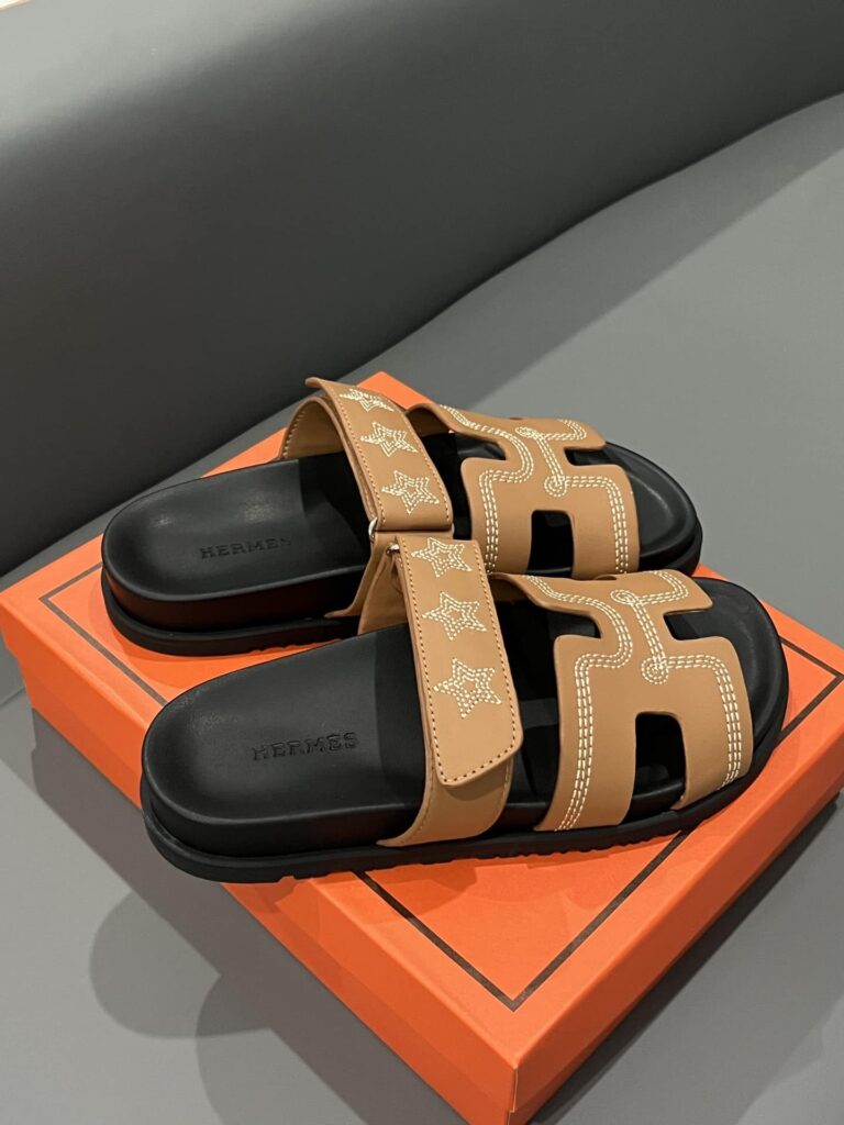 Hermes Chypre Sandal Star Stitched Naturel H232142Z A3350 - Image 8