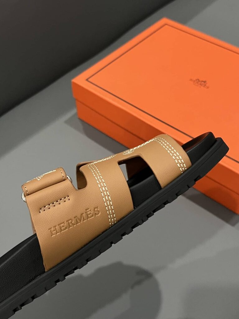 Hermes Chypre Sandal Star Stitched Naturel H232142Z A3350 - Image 6