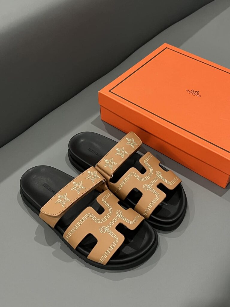 Hermes Chypre Sandal Star Stitched Naturel H232142Z A3350 - Image 2