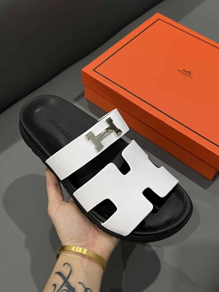 Hermes Chypre Sandal H Logo Silver Hardware White - Image 9