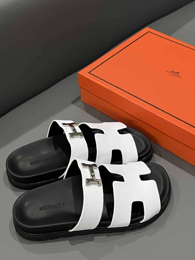 Hermes Chypre Sandal H Logo Silver Hardware White - Image 2