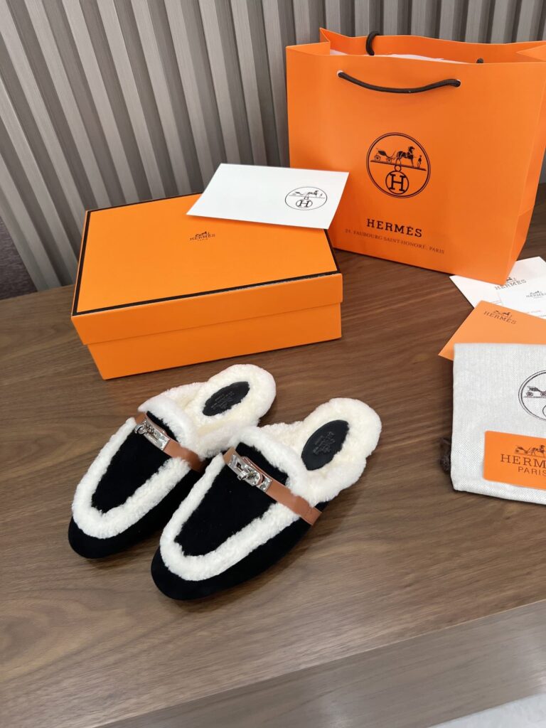 Hermes Oz Mule Shearling Black White - Image 10
