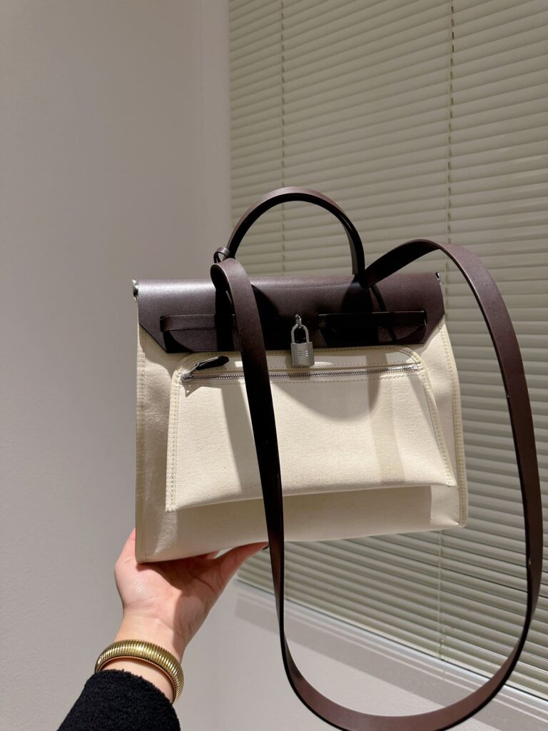 Hermes Vache Hunter Toile Herbag Zip 31 Beige 31Cm - Image 8