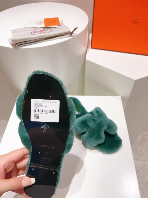 Hermes Oran Sandal Vert Anglais H231288Z - Image 6