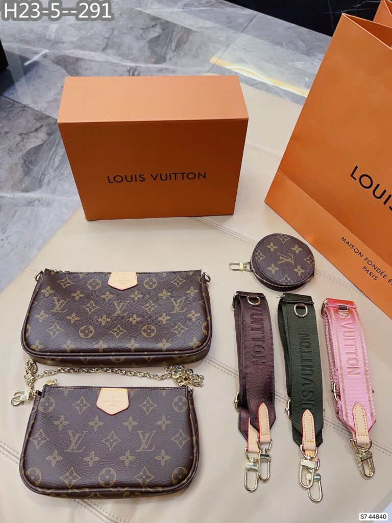 Louis Vuitton Multi Pochette Accessoires Brown 24Cm - Image 3