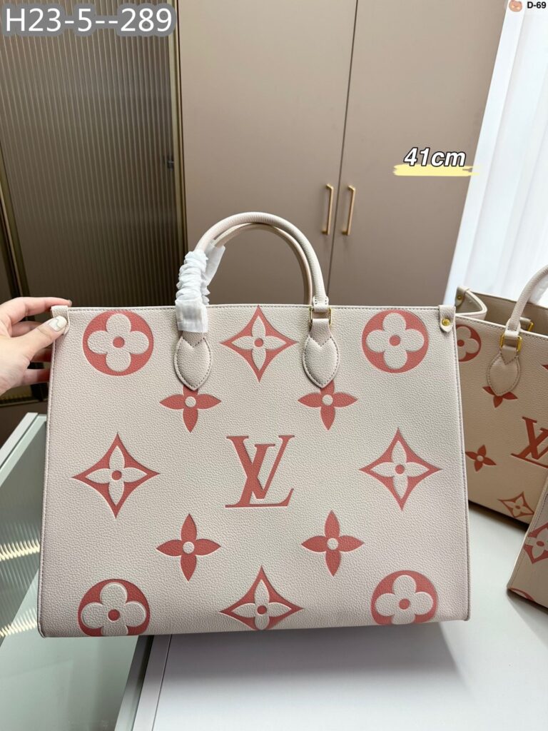 Louis Vuitton Onthego Bag Pink 41Cm - Image 3