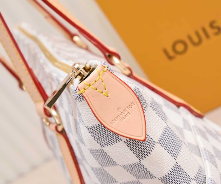 Louis Vuitton Totally Mm Damier Azur 43Cm - Image 6