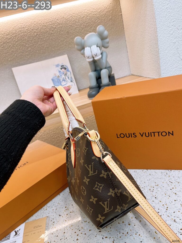 Louis Vuitton Boétie Bag Mm 32Cm M45987 - Image 5