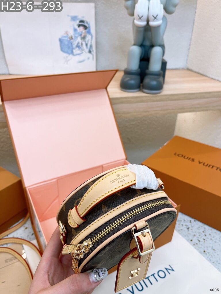 Louis Vuitton Petite Boite Chapeau Beige And Brown 13Cm - Image 8