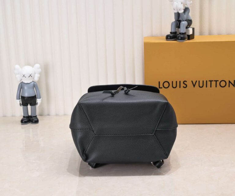 Louis Vuitton Lockme Backpack Black 28Cm - Image 8