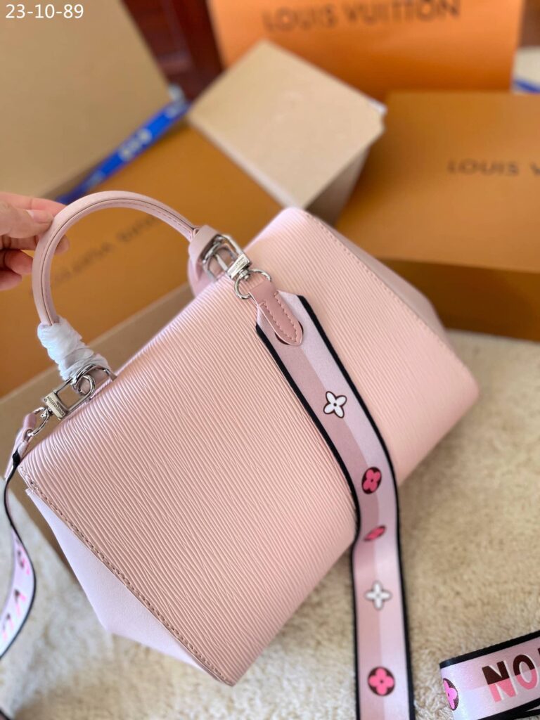 Louis Vuitton Cluny Bag Pink 22Cm - Image 8