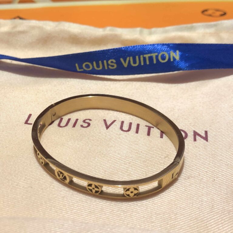 Louis Vuitton Monogram Cuff Gold - Image 3