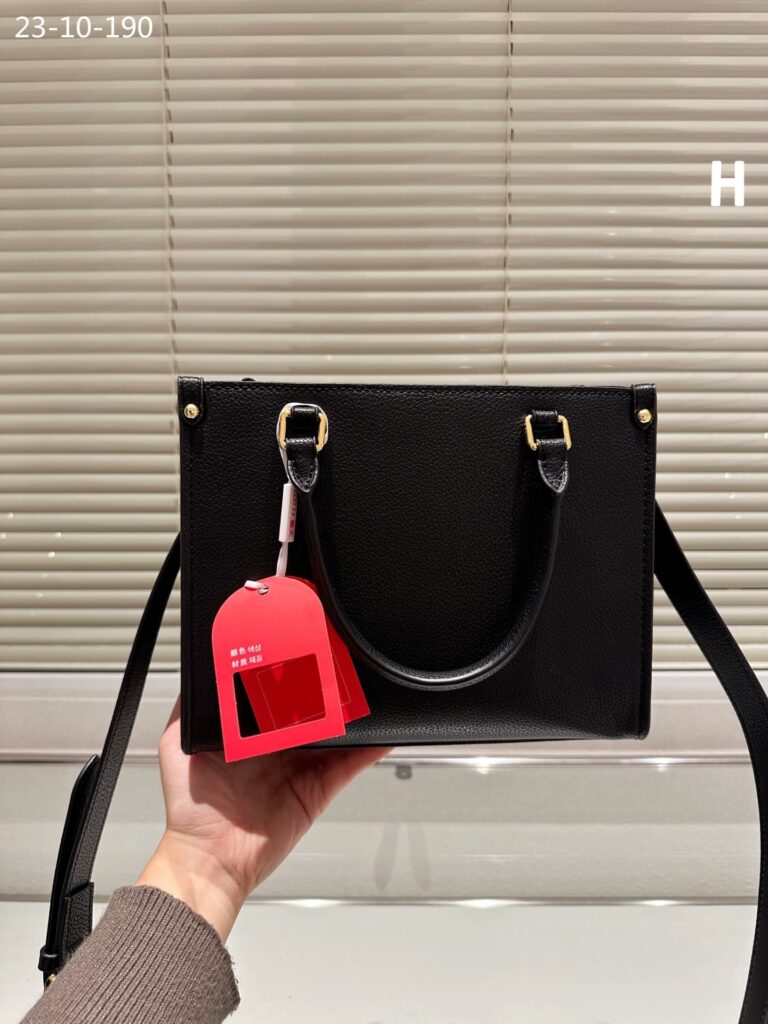 Louis Vuitton Lock Go Bags Black 25Cm M22311 - Image 6