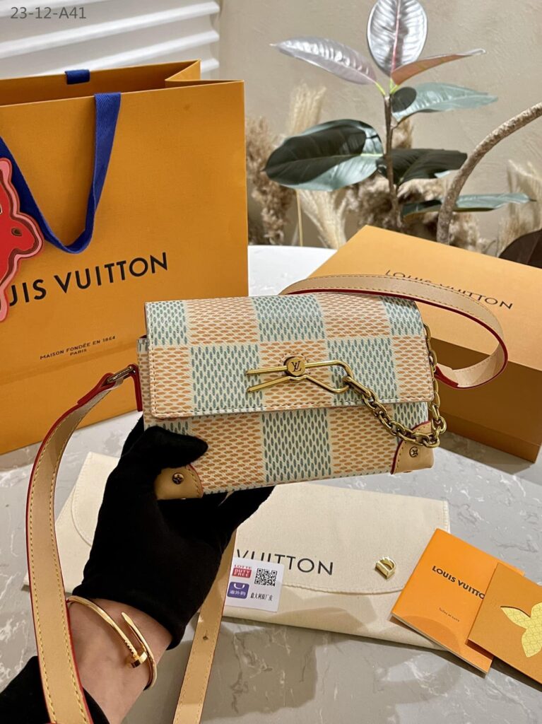 Louis Vuitton Steamer Bag Damier Orange And Blue 20Cm - Image 2