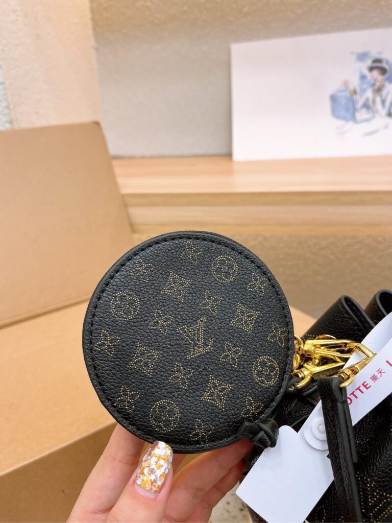 Louis Vuitton Pico Bella Black 17Cm M82744 - Image 2