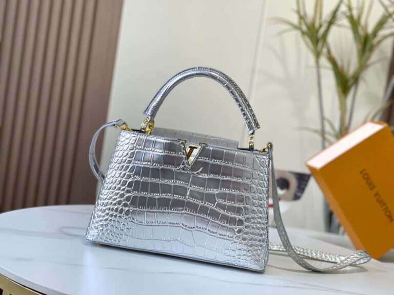 Louis Vuitton Capucines Silver 31.5Cm N92967 - Image 10