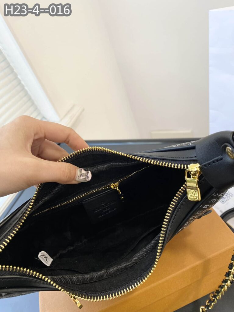 Louis Vuitton Loop Baguette Bag Black And White 23Cm M22591 - Image 10