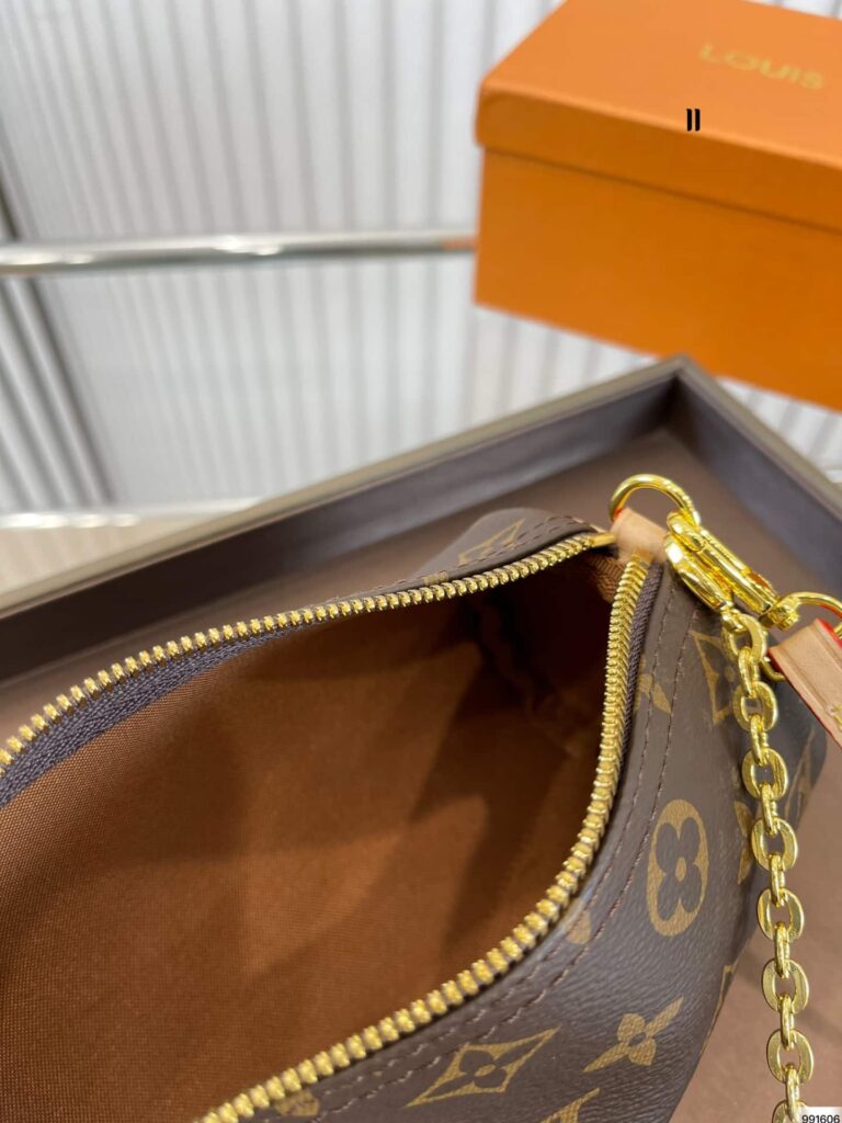 Louis Vuitton Monogram Pochette Papillon Pouch Brown 20Cm - Image 2