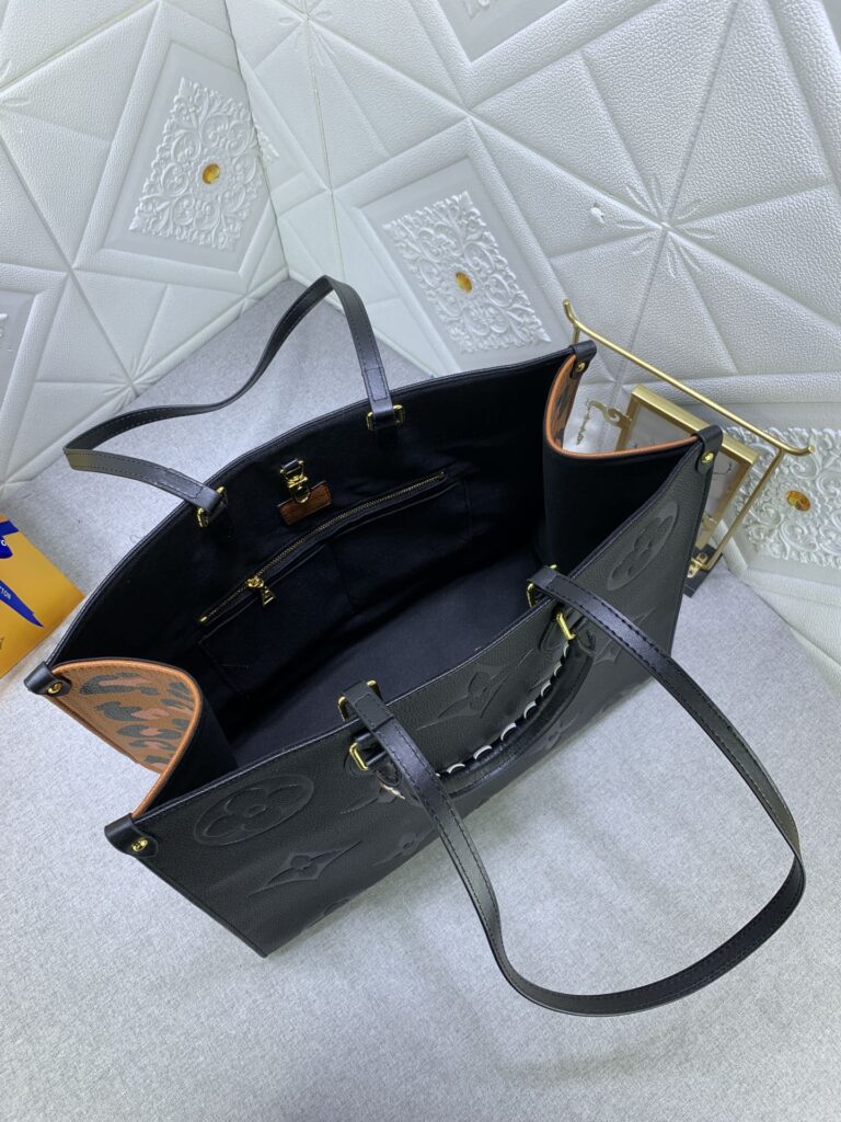Louis Vuitton Crafty Onthego Gm Black 41Cm - Image 2