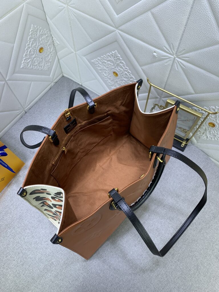 Louis Vuitton Crafty Onthego Gm Brown 41Cm - Image 2