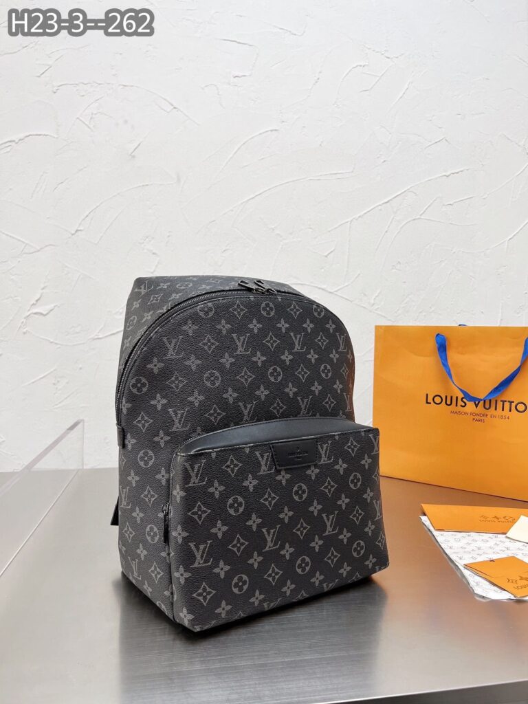 Louis Vuitton Discovery Backpack Monogram Eclipse Pm Black 37Cm M43186 - Image 2