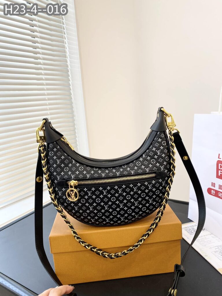 Louis Vuitton Loop Baguette Bag Black And White 23Cm M22591 - Image 3