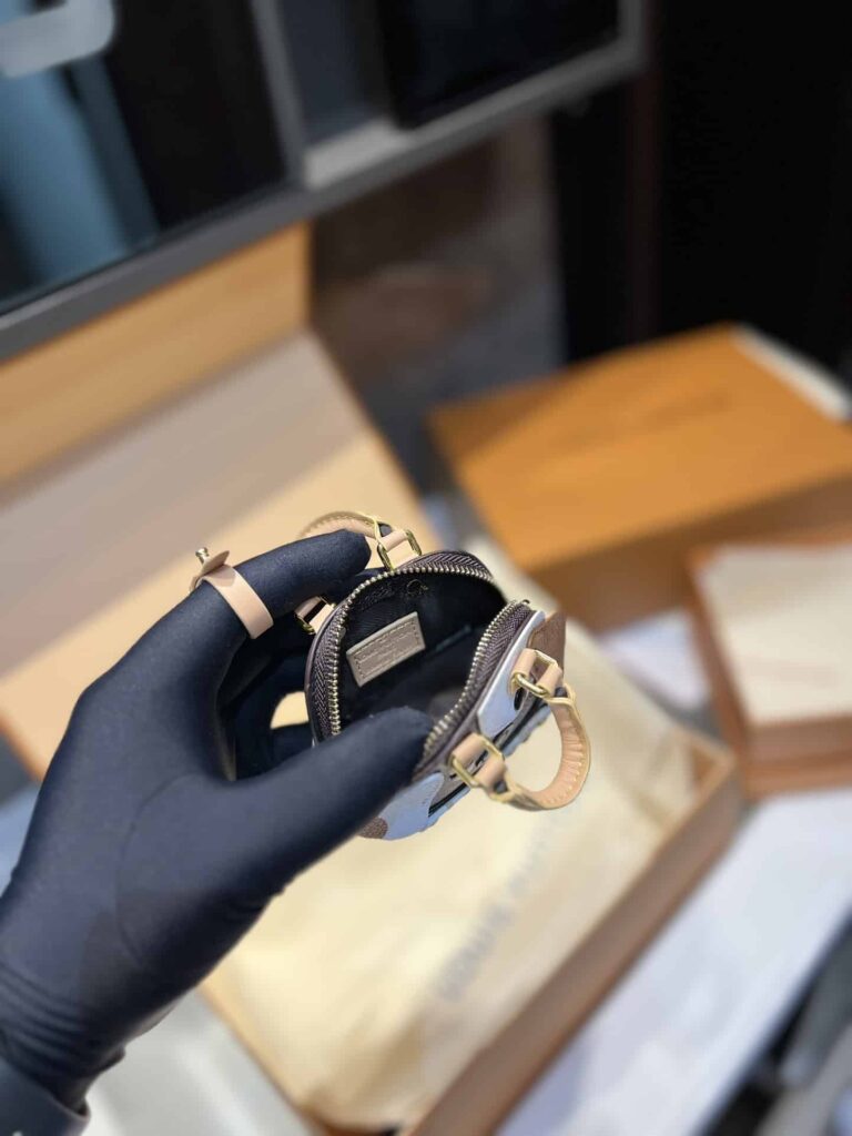 Louis Vuitton Around Zipper Case Porte Monnaie Monogram Brown M68524 - Image 4