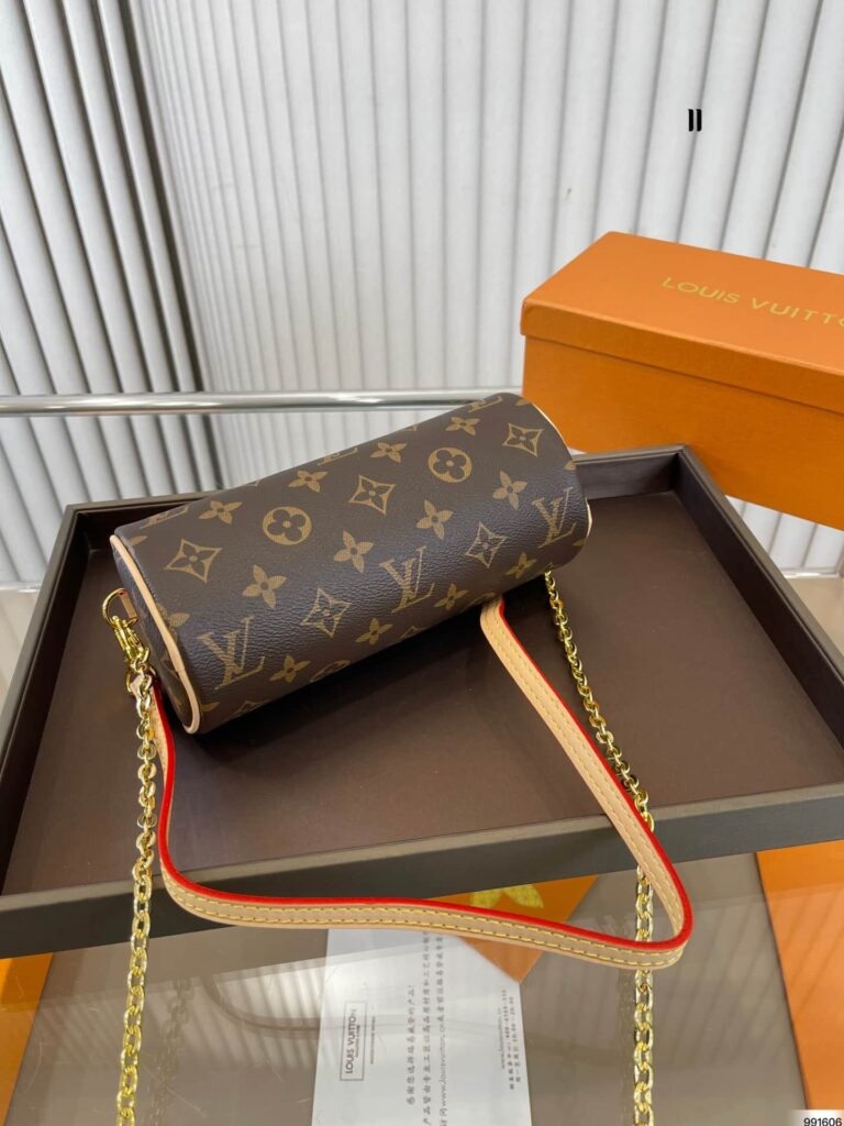 Louis Vuitton Monogram Pochette Papillon Pouch Brown 20Cm - Image 5