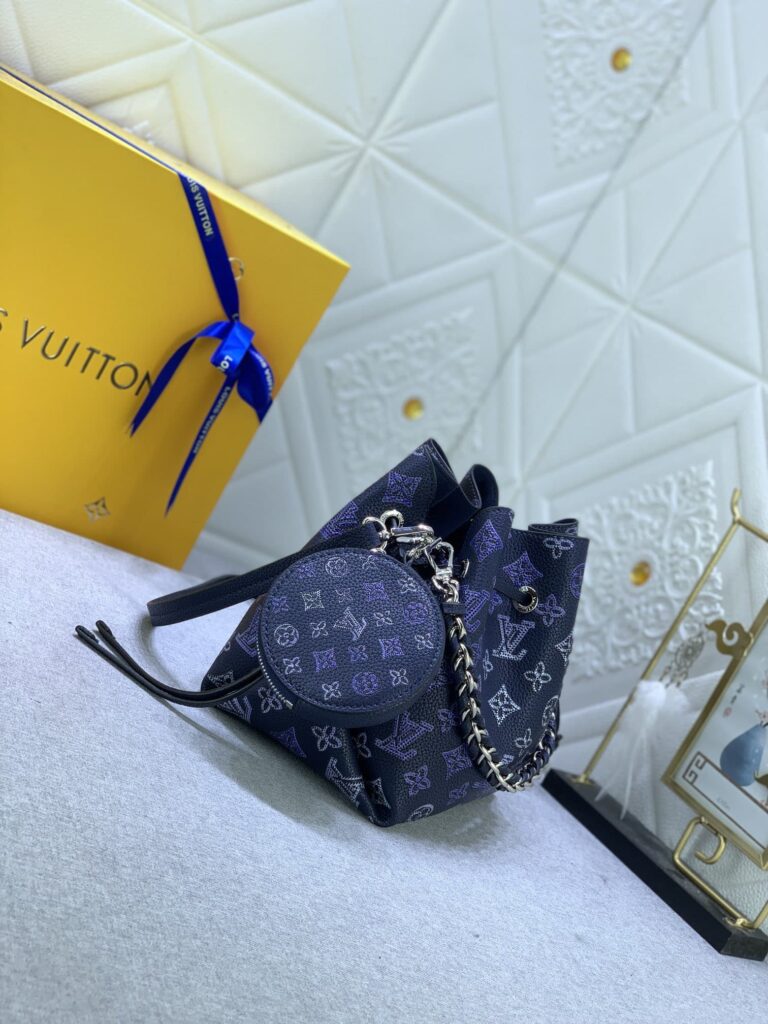 Louis Vuitton Bella Navy Blue 22Cm M21096 - Image 7