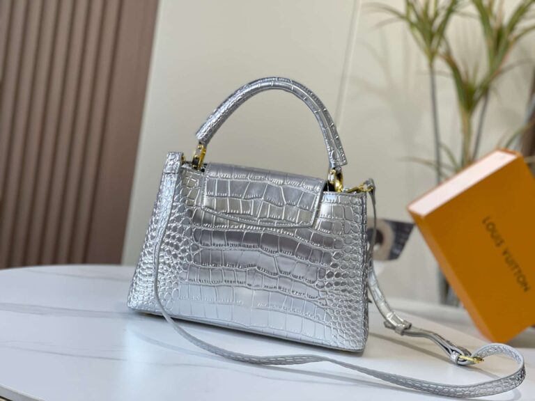 Louis Vuitton Capucines Silver 31.5Cm N92967 - Image 8