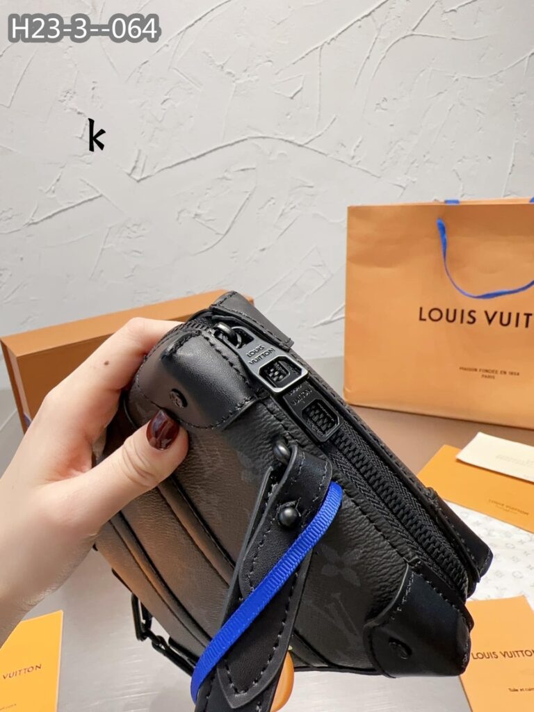 Louis Vuitton Soft Trunk Monogram Eclipse Canvas Black 23Cm M69838 - Image 8