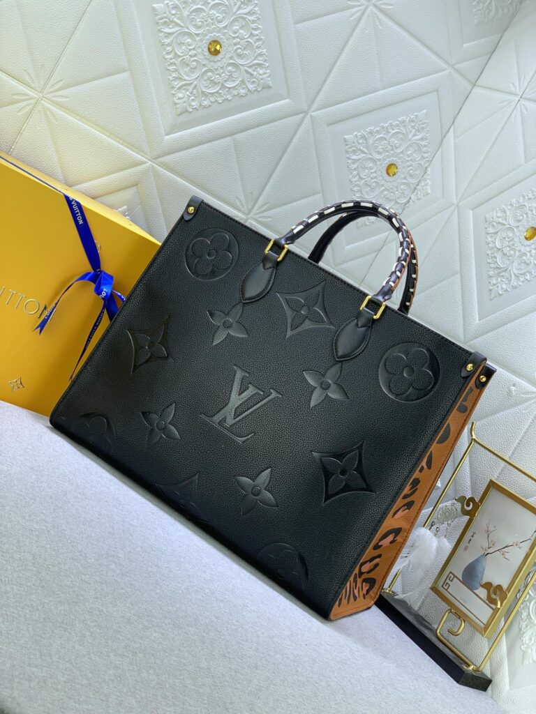 Louis Vuitton Crafty Onthego Gm Black 41Cm - Image 9